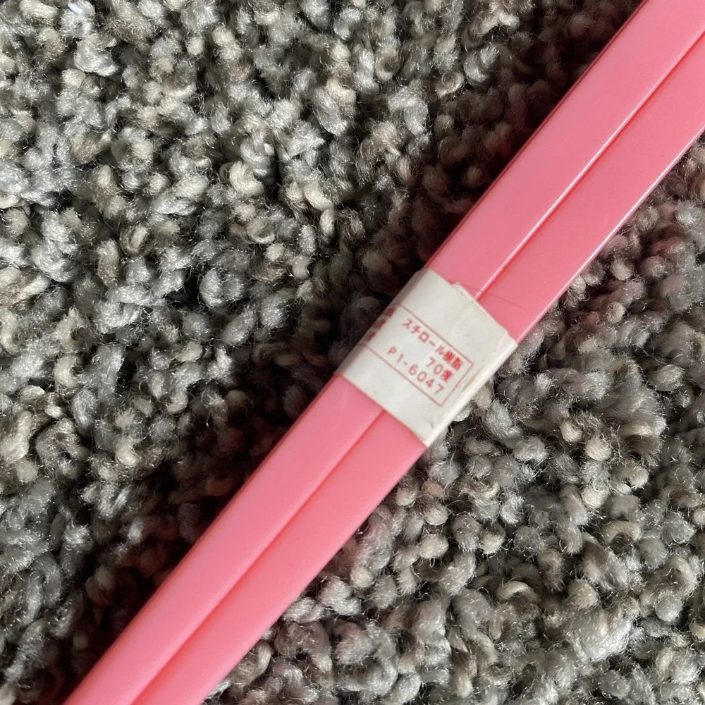 Vintage Kids Pink Chopsticks NIPPON ANIMATION Co Ltd 1989 Boy & Girl Painted‎ On